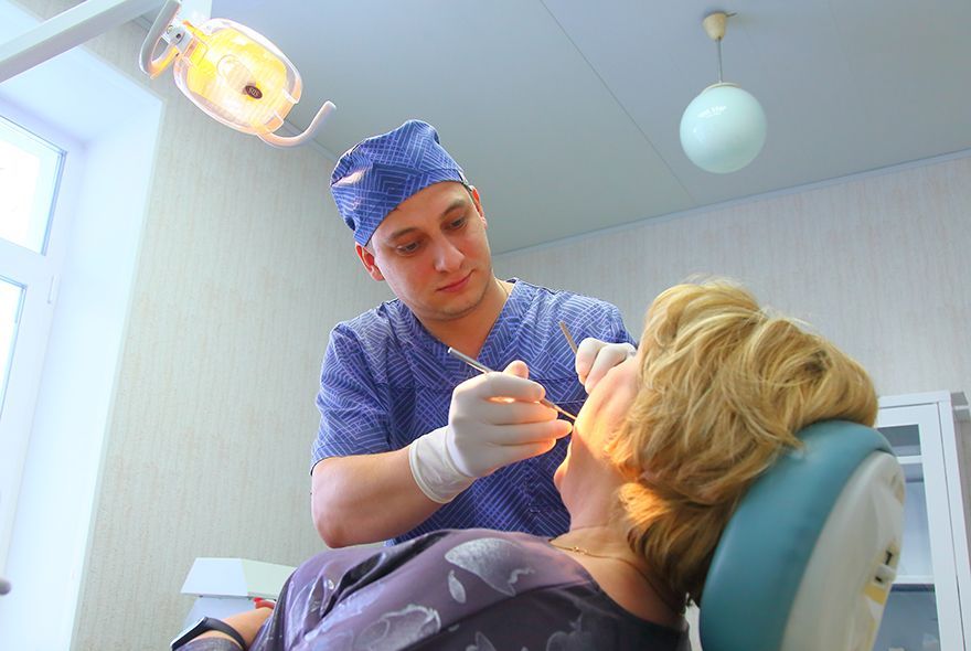 Вместе с института: история молодой семьи стоматологов из Башмаково
