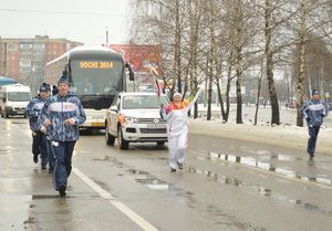 Фото||Владимир ГРИШИН Эстафета Олимпийского Огня в Пензе: 130 факелоносцев завершили свой маршрут