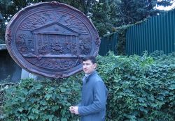 Фото|| Во дворе Губернаторского дома открылась выставка «К нам едет ревизор…»
