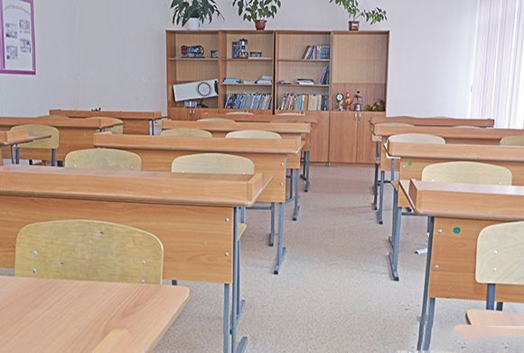 Мельниченко поручил полностью устранить вторую смену в школах Пензенской области