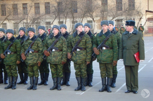 Фото||автора В Городищенском районе солдат не мог вернуться на службу из-за долга в 300 тыс. руб.