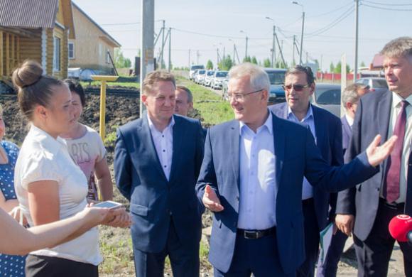 Фото автора В Заре для школьников из многодетных семей выделят автобусы