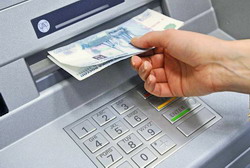 Пензенец украл с банковской карты друга 100 тысяч рублей