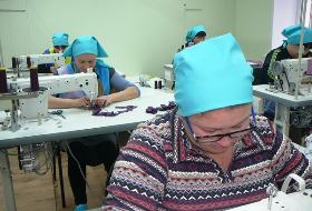 Белозерцев посетил новый швейный цех в Неверкинском районе