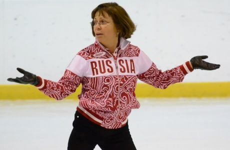 Фото||Сергей ВОЛКОВ Ирина Роднина опробовала пензенский лед