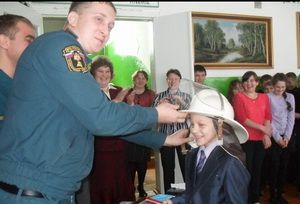 Фото||58.mchs.gov.ru В Пензенской области ученик 4-го класса помог спасти человека из огня