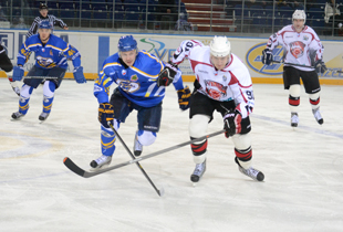 Фото||Сергей ВОЛКОВ Пензенский «Дизель» проиграл тюменскому «Рубину» во втором матче четвертьфинала