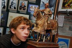 В краеведческом музее открылась выставка эскизов памятника царю Алексею Михайловичу (фото)