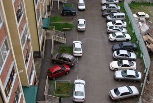 В Пензе разрабатывается проект парковки автомобилей во дворах домов