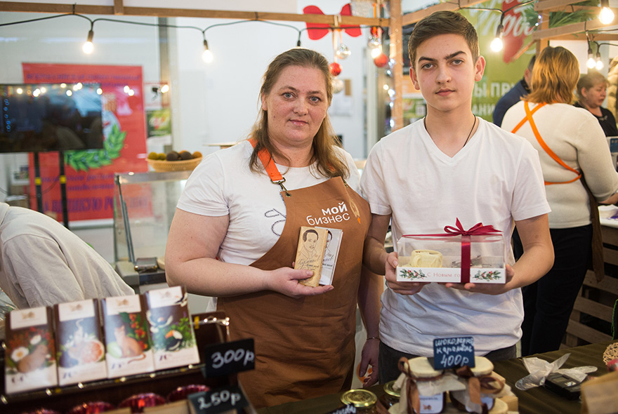 Жительница Ломова открыла мастерскую крафтового шоколада, не найдя подходящих сладостей в магазине 