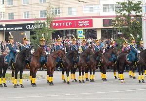 Фото|| Президентский полк своим выступлением открыл торжества в честь 350-летия Пензы