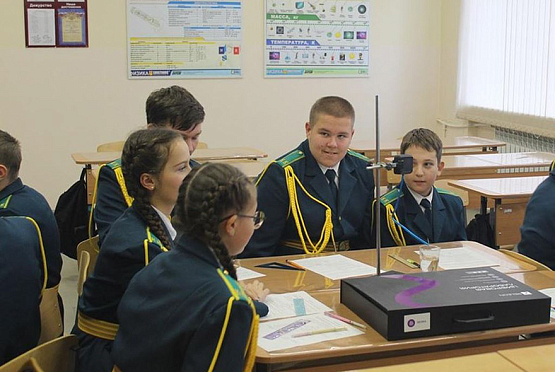 В школе №3 Никольска появились цифровые лаборатории по биологии, физике и химии