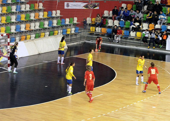 Фото||mfc-laguna.ru Пензенские спортсменки в составе Сборной России вышли в полуфинал чемпионата мира по мини-футболу