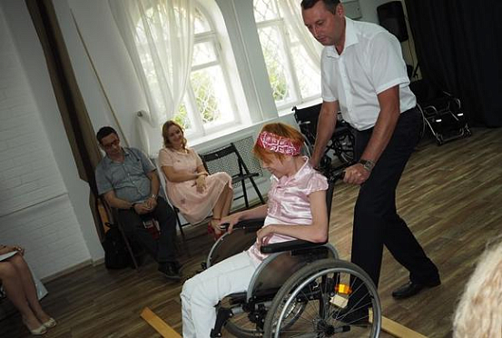 В Пензе чиновники поучаствовали в тренинге на понимание инвалидности 
