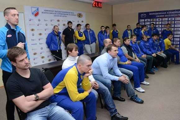 Андрей Никишов ушел с «пресс-конференции» с болельщиками