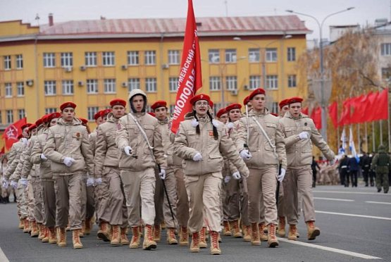 52 пензенских юнармейца приняли участие в Параде Памяти