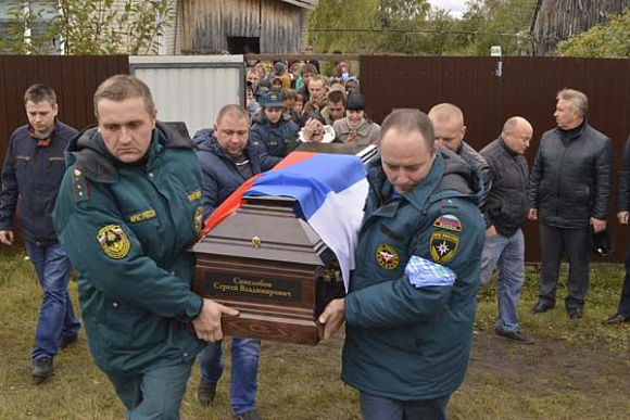 Фото||Владимир ГРИШИН Начальник Сергея Синелобова попросил прощения у его мамы