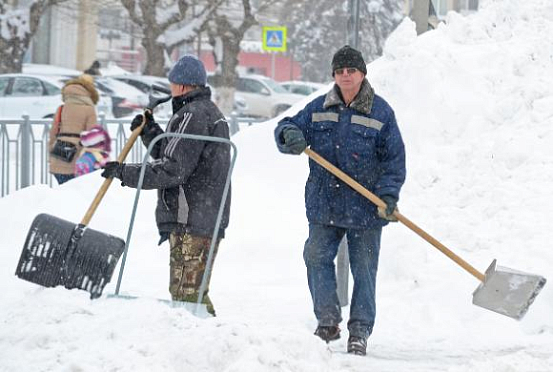С пензенских дорог и тротуаров за сутки вывезли 6000 кубометров снега
