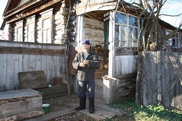 Фото||автора Отшельник из несуществующего села под Никольском 15 лет не видел денег