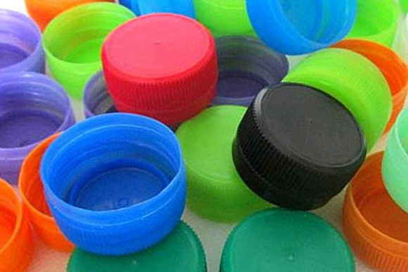 В Пензе организован сбор пластиковых крышек от бутылок