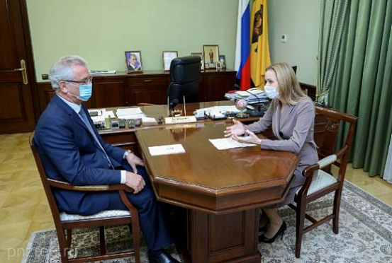 Белозерцев встретился с сенатором Марией Львовой-Беловой