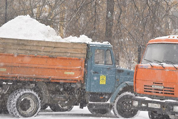 За сутки из Пензы вывезли более 1,1 тыс. кубометров снега