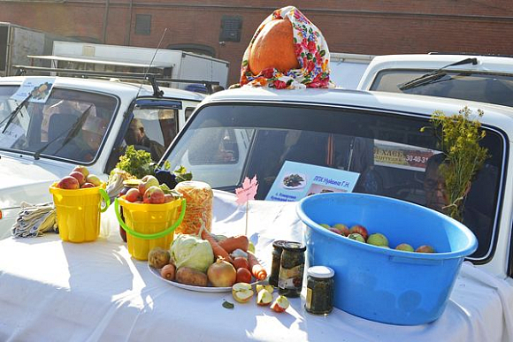 Фото||Владимир ГРИШИН Пензенцы покупают местные овощи, лишь бы не платить за привозные