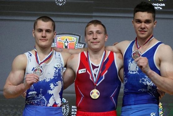 Денис Аблязин завоевал два «золота» на Кубке России 