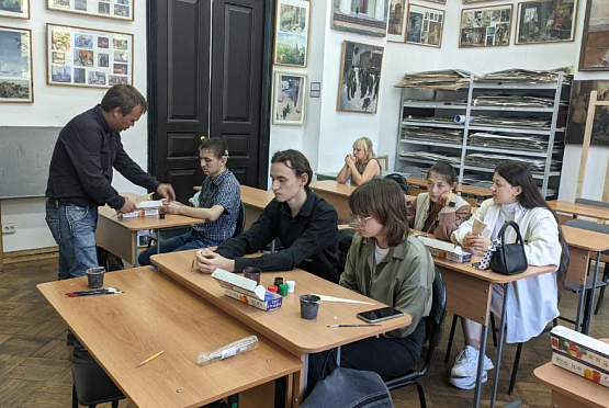 В Пензе прошел открытый мастер-класс по городецкой росписи