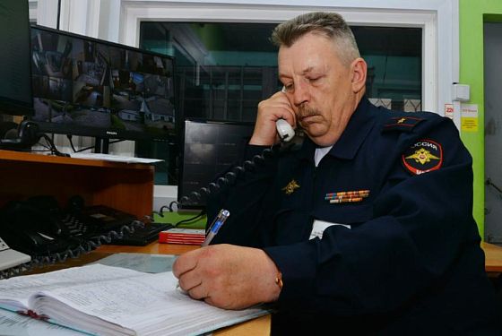 Мошенник соблазнил зареченца арматурой Мошенник соблазнил зареченца арматурой