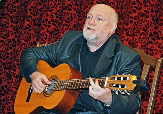 Фото||Владимир ГРИШИН Борис Шигин презентовал поэтический сборник «По алфавиту»