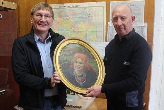 Иностранец подарил наровчатскому музею картину за 1,5 млн рублей