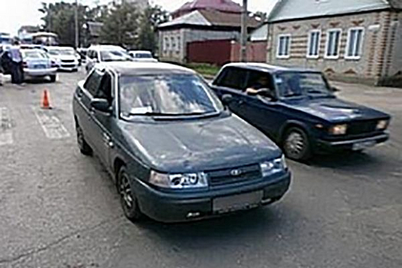 Фото||из архива ГУ МЧС России по Пензенской области В Белинском вазовская «десятка» сбила пешехода