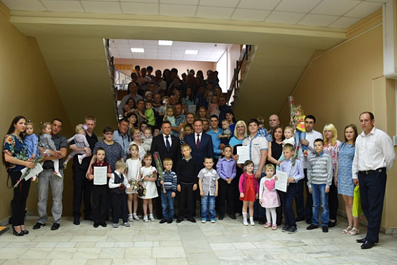В Пензе 30 молодых семей получили жилищные сертификаты