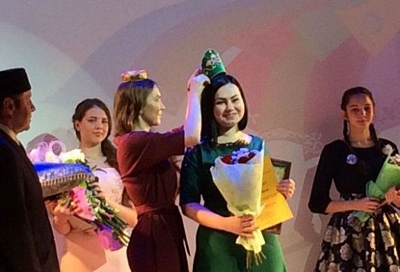 Юля Сафаева из Сосновоборского района победила в конкурсе «Татарочка-2017»