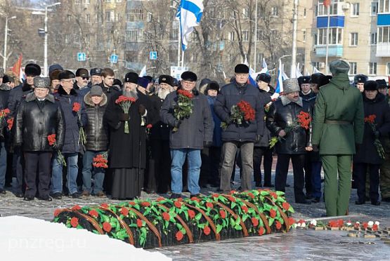 В Пензе 23 февраля почтили память павших защитников Отечества