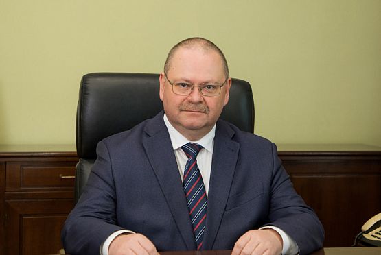 Олег Мельниченко поздравил работников всех отраслей связи