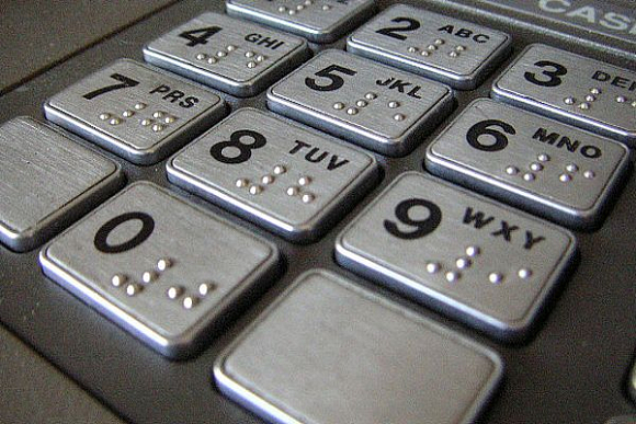 В Пензе школьница перечислила мошенникам 67 тыс. рублей за телефон