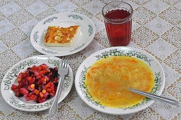 Фото||topchan.ws «Зажиточные» многодетные семьи могут остаться без льгот на школьное питание