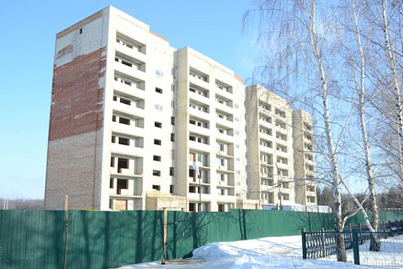 В Сердобске возобновлено строительство 9-этажки, возведение которой заморозили в 90-е
