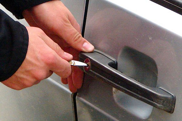 Фото||ufanew.ru Двое 16-летних пензенцев и их взрослые друзья задержаны за серию автокраж