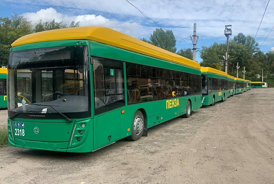В Пензу доставили еще два новых троллейбуса