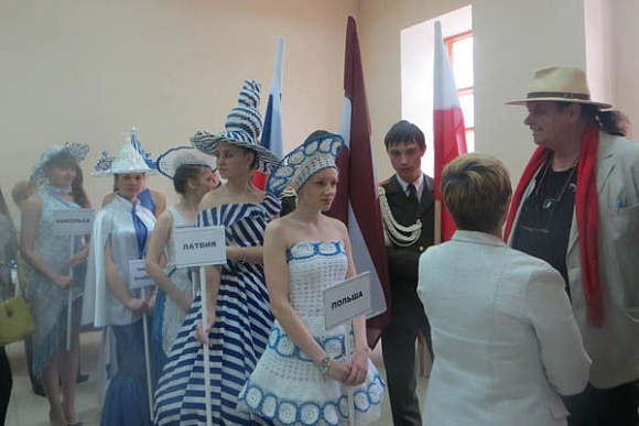 Фото||автора В Пензенской области открылся международный симпозиум по художественному стеклу