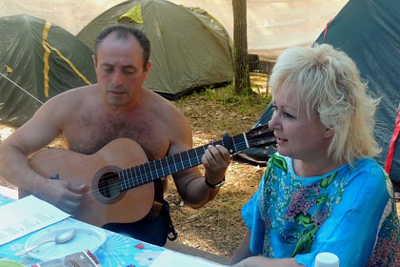 Фото||из архива А.Тарховой Пензенская певица Алла Тархова побывала на Грушинском фестивале
