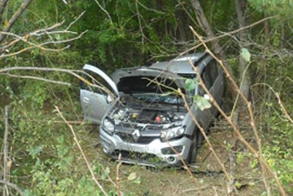 Фото||58.mchs.gov.ru В Кузнецком районе перевернулся автомобиль Renault