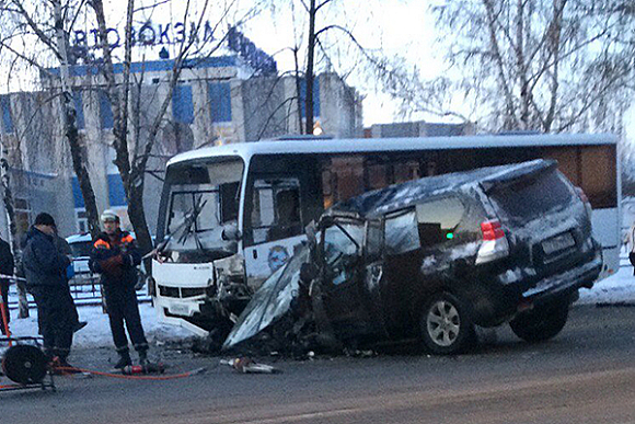 Фото||vk.com/penza_live, Олег Колчин, видео: vk.com/penza_live, Николай Русанов В Пензе появилось видео со страшным ДТП у автовокзала