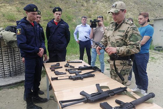 Росгвардейцы показали мастер-класс бойцам отряда «Тигр» из Сердобска и Каменки 