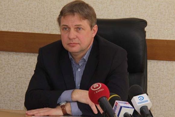 Василий Бочкарев не делал официальных заявлений, что он не примет участие в выборах губернатора