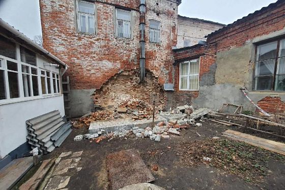 В медколледже Кузнецка продолжатся занятия после обрушения стены здания