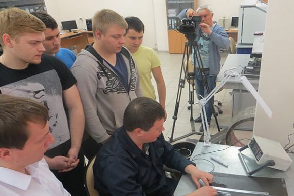 В «Яблочкове» презентовали работу кафедры «Контроль и испытание материалов»